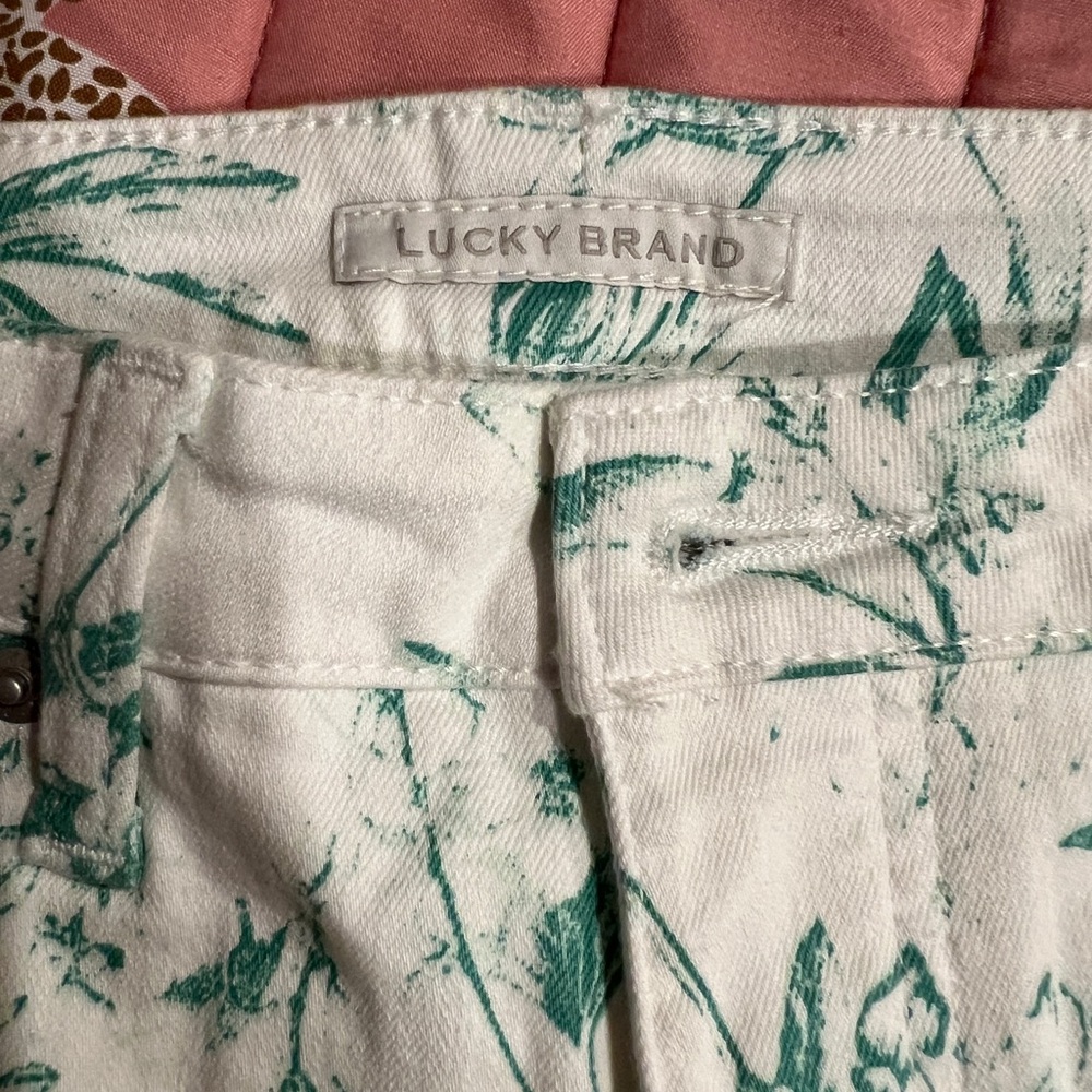 Lucky Brand Low Rise Crop floral print